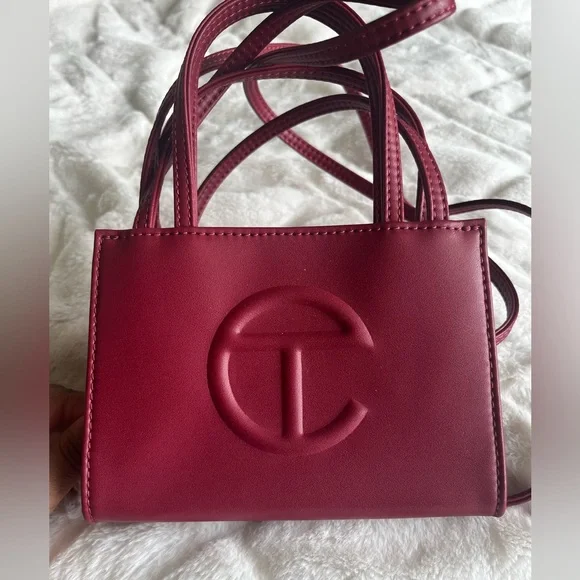 Telfar Women's Red Handbag - Picture 1 of 8